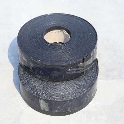 <b>路面贴缝带的作用及施工</b>